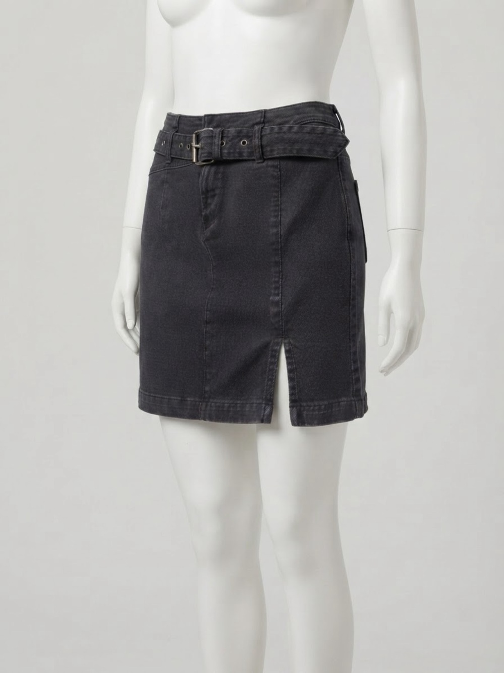 New without tags- Free People Belted Denim Mini Skirt Size 6